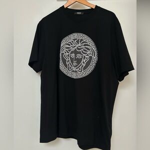Men’s Versace Embroidered Medusa Sliced T-Shirt